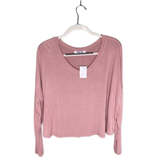 Double Zero Long Sleeve V-Neck Pink Top NWT Size M - Picture 1 of 5